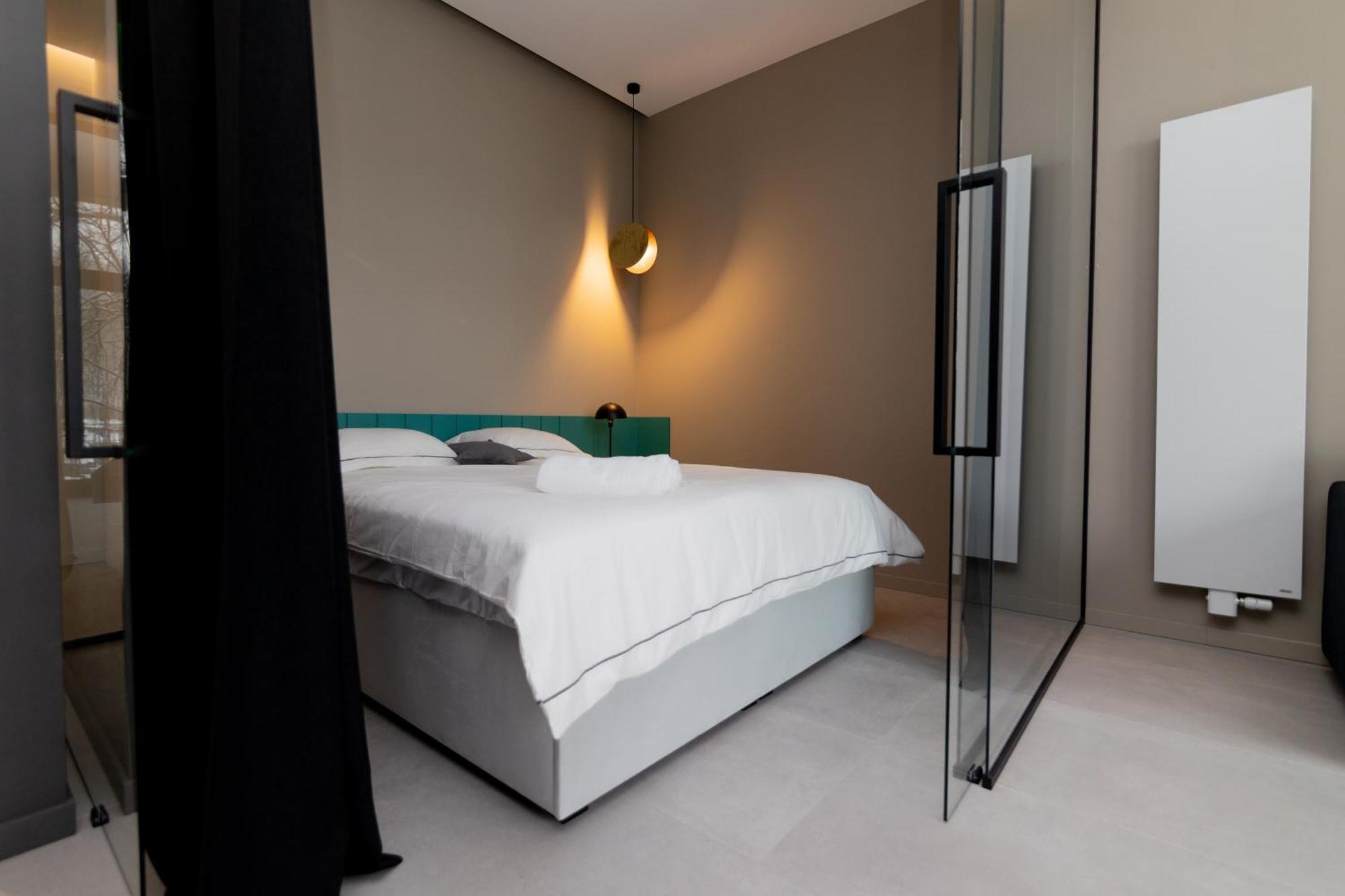 Rentroom2 Apartment